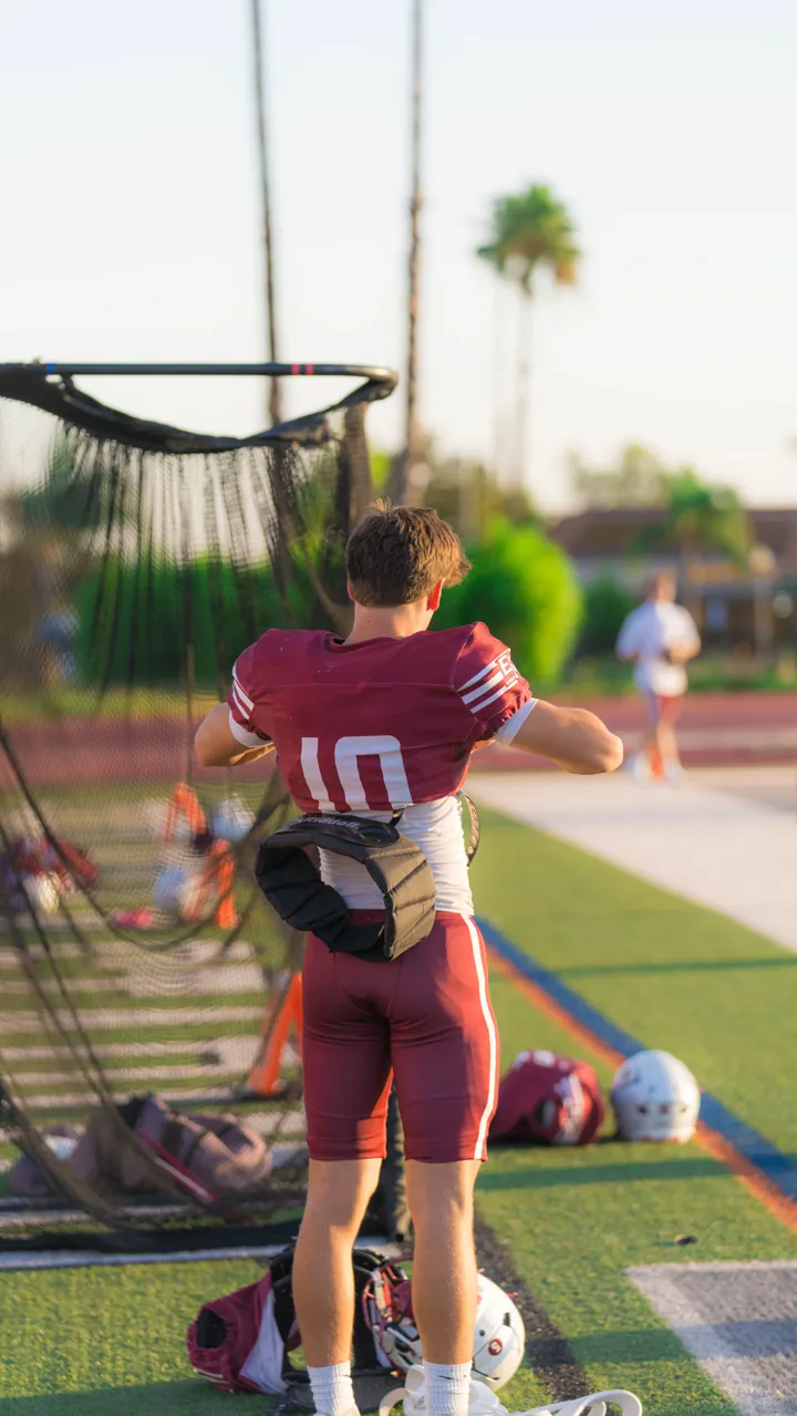 Number 10 on the sideline before kickoff